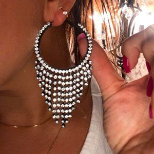 Beautiful Black / Stone Earrings